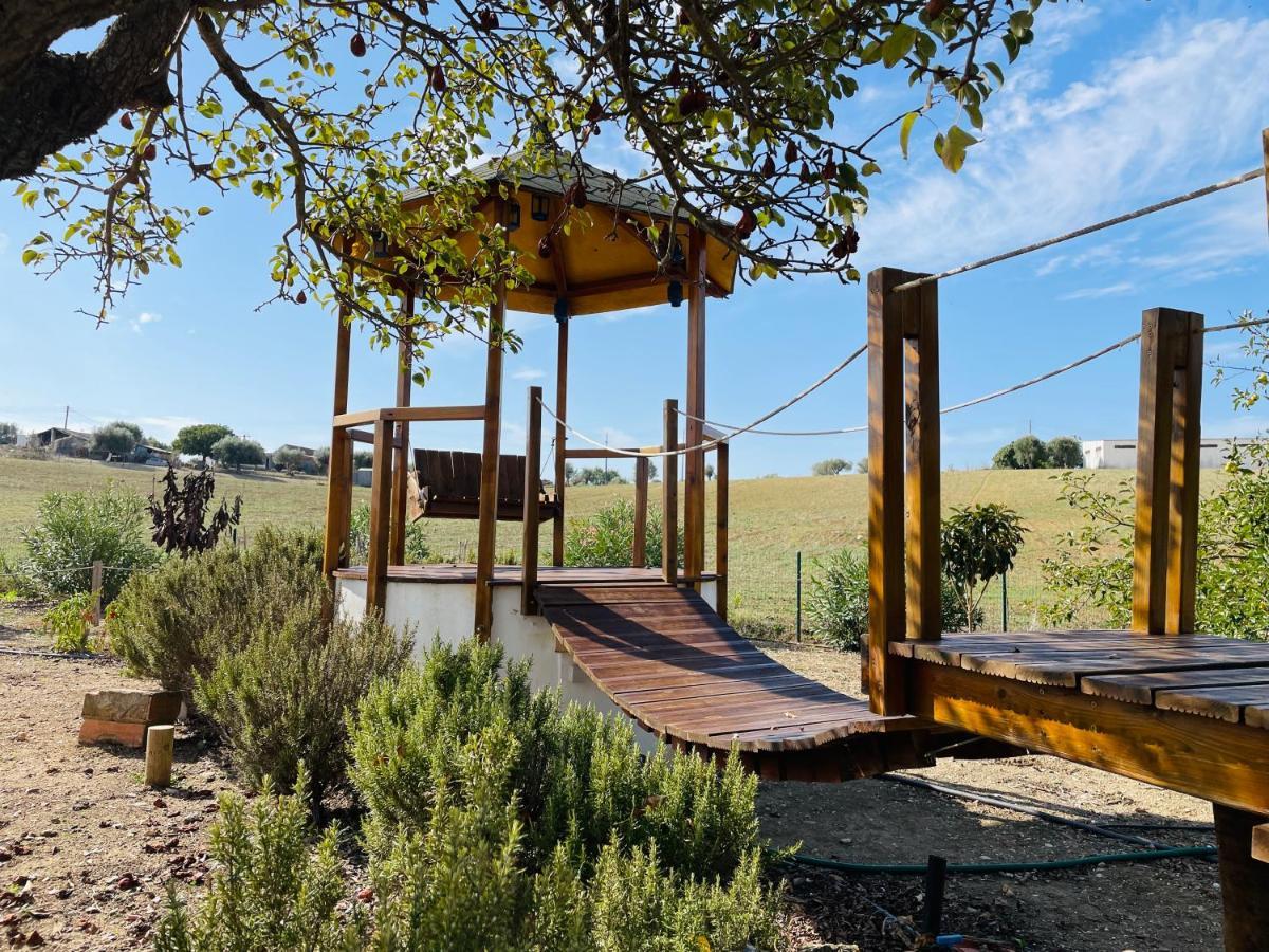 Corredoura Glamping Turquesa, Feel And Relax In A Wood House 게스트하우스 외부 사진